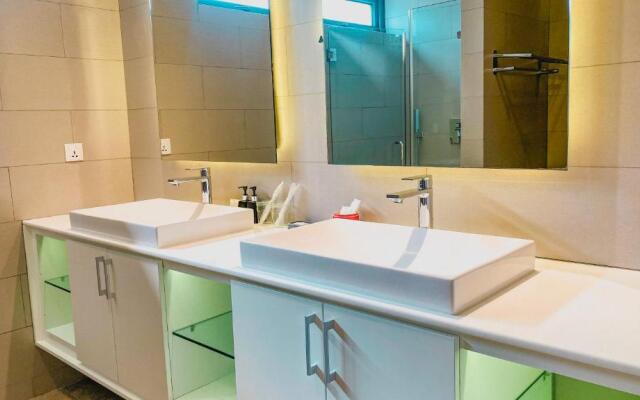 The Point Villas Resort by Danatrip