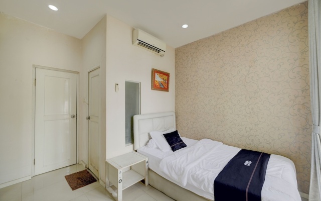 Hotel O near RS Fatmawati formerly White – Guest Rooms – Jakarta