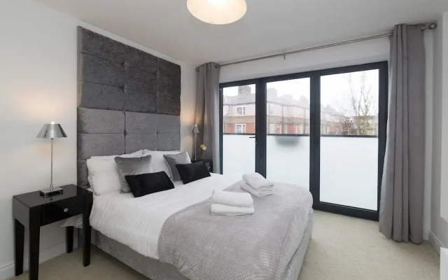 Boutique Tower Bridge Apartment