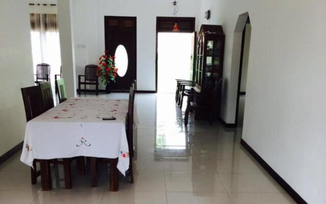 Sritaly Inn