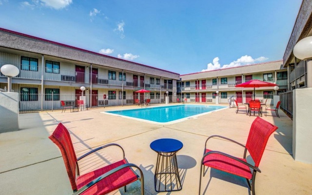 Red Roof Inn Lewisville