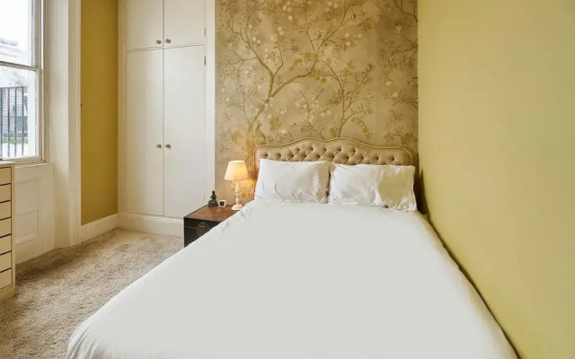 Host Stay Mermaid Hove