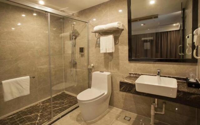 Days Inn by Wyndham Business Place Guilin Yishun