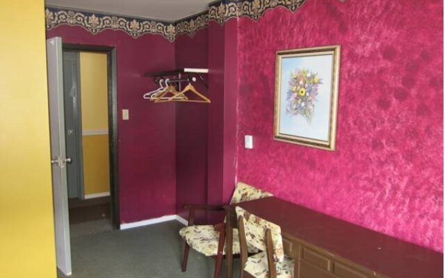 Kitimat Hotel