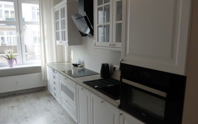 Balticrent - Skwer Kosciuszki 12