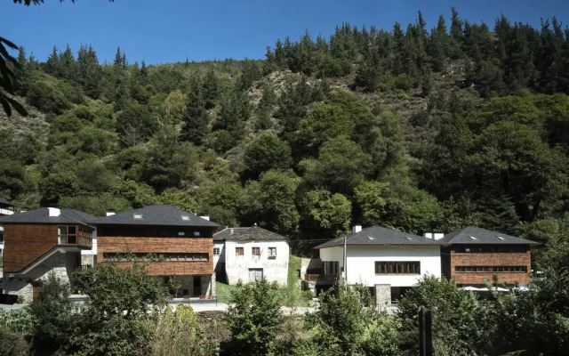 HOTEL RURAL LAS MONTAñAS DE PUMAR