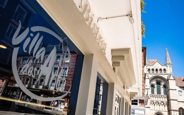 BRIT HOTEL PRIVILEGE LISIEUX – La Villa des Arts