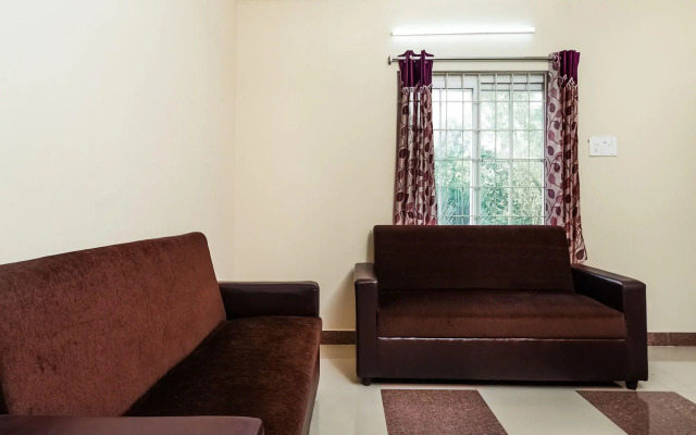City Heart - A Comfortable Stay by OYO Rooms