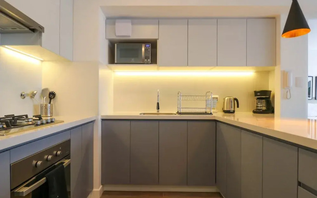 w Fabulous 2BR w Balcony in Miraflores