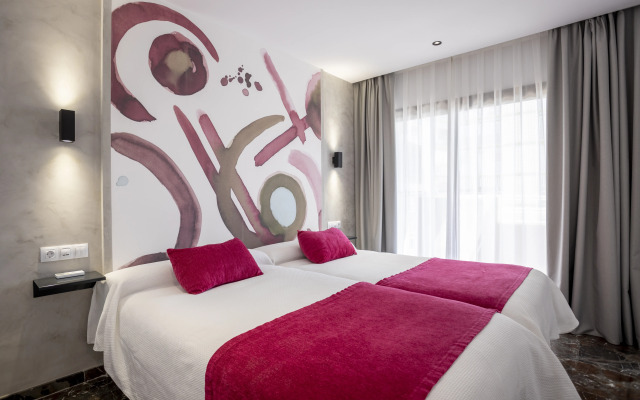 Apartamentos San Jaime Center Suites