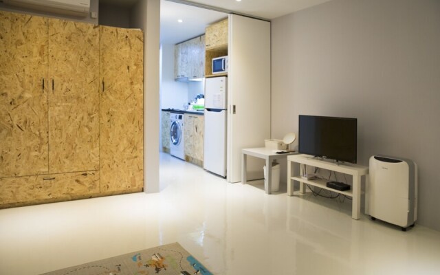 302 Place