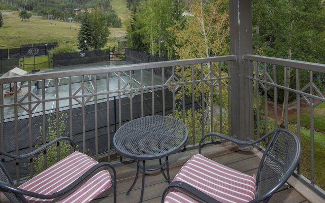 Meadows J3 4 Bedroom Townhouse by RedAwning