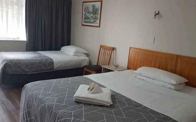 Homestead Motor Lodge