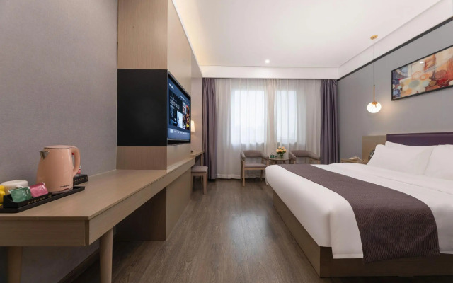 GYA Hotel (Tongxiang Century Avenue)