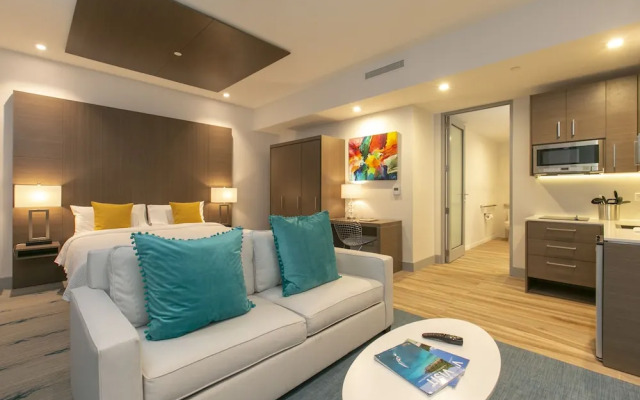Marketplace Suites