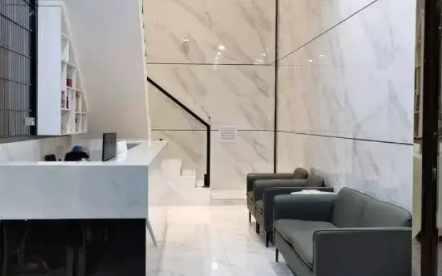 Yunding Business Hotel