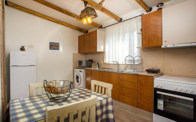 Errik Luxury House