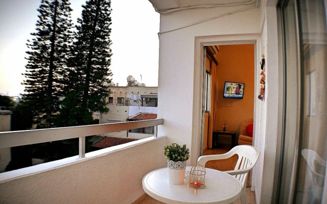 Napa Central Apartment