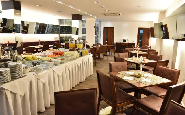 Hotel Cordilheira