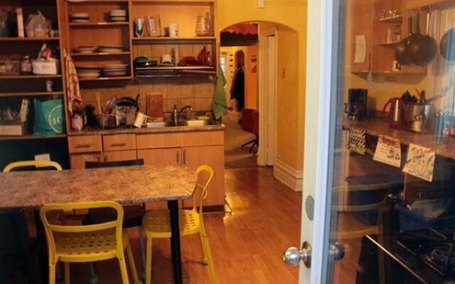 Ottawa Backpackers Inn