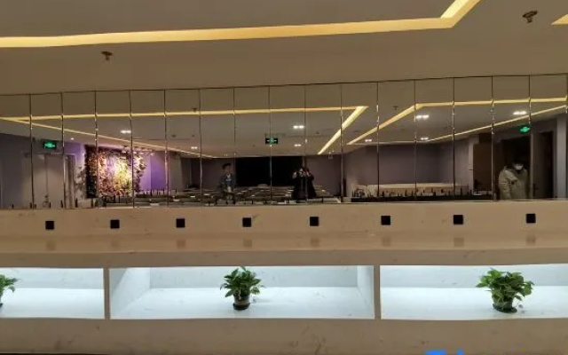 Xana Hotelle Qingya Hotel (Shijiazhuang Railway Station Higher Education Area)