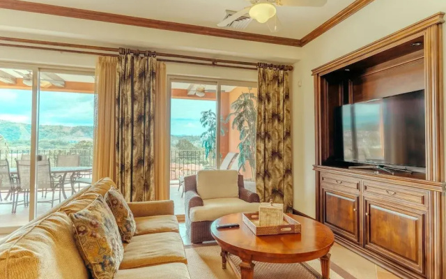 CR Luxury Montebello 1D 3 Bdrm
