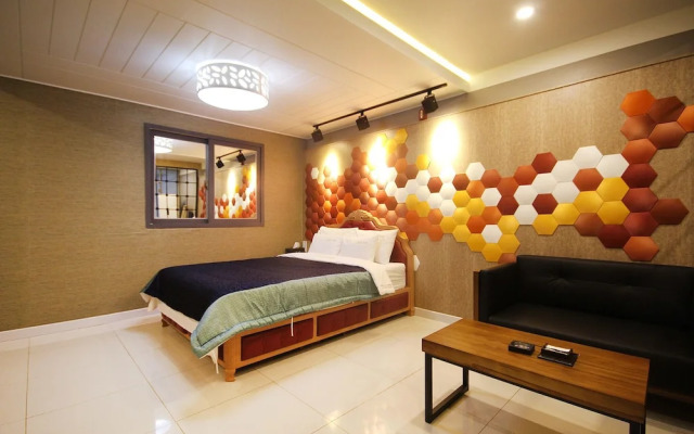 Iksan Feel Self Check-in Motel