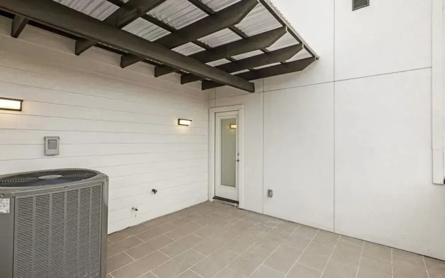 Spacious Houston 3bed3 Bath Family Townhome
