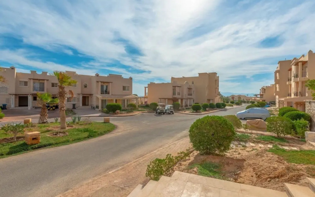 Vesta - Luxury APT I - 2BR - Golf
