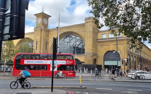 4-bed Apartment in Central London