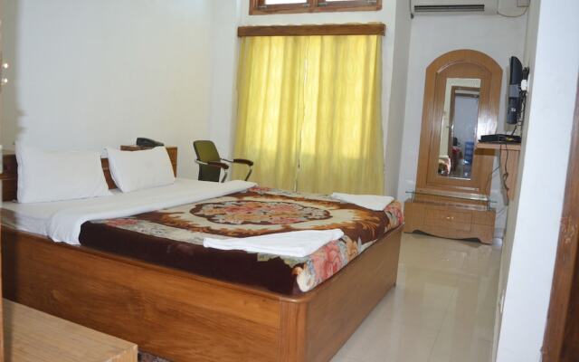 Hotel Kaziranga Continental