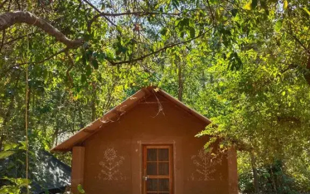 Camp Kyari, Syat