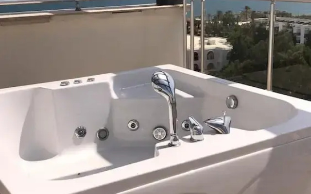 Lara Park Suites