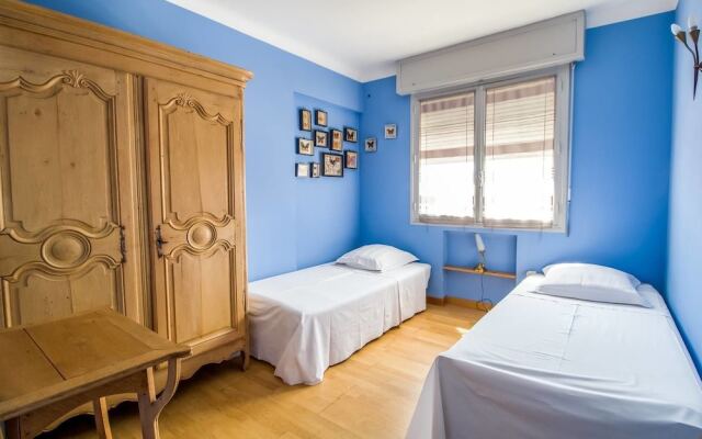 Appart 4 People, Terrace 2 Minutes From the Center