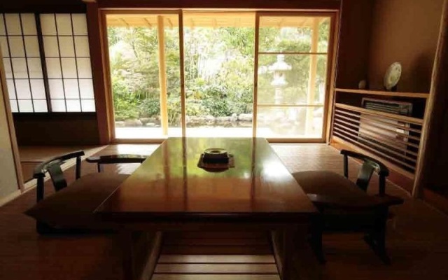Ryokan Hanareya Ishidaya – Balcony – Kawazu