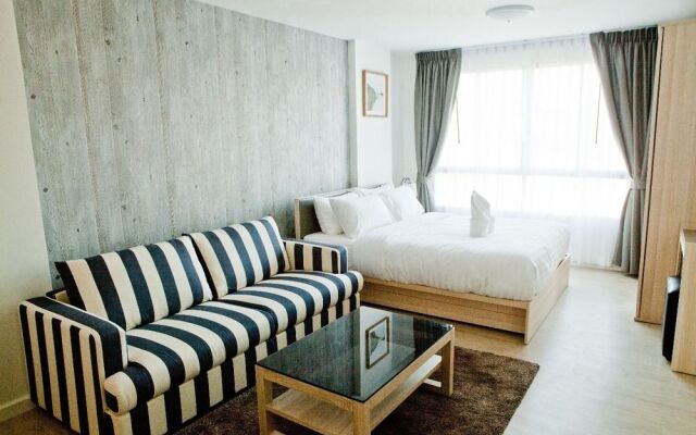 Baan Peang Ploen A712 by Huahin Holiday Condo