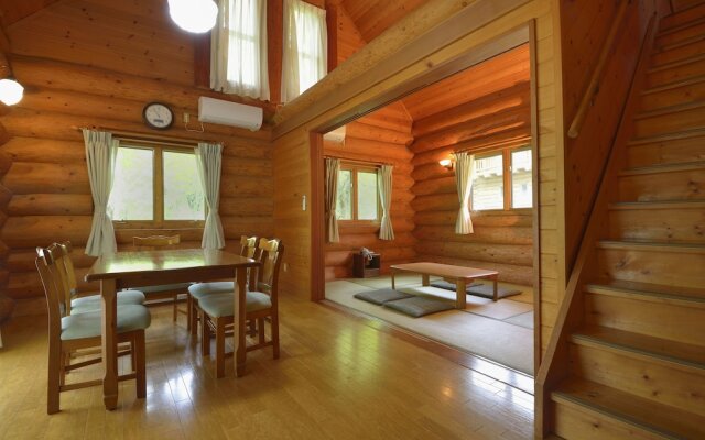 Forest Resort Conifer Iwabitsu