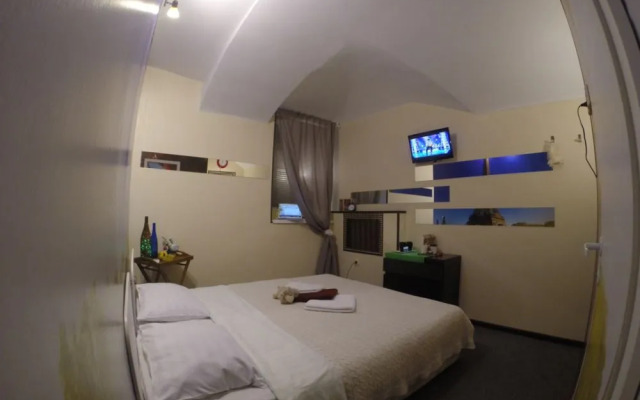 Zhukovskogo 14 Mini Hotel