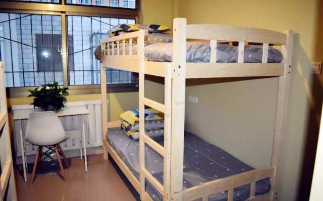 Little Forrest Youth Hostel