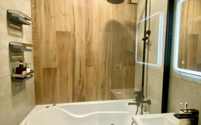 Апартаменты на улице Тихоокеанская 34