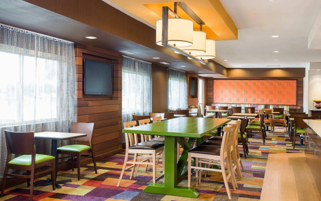Fairfield Inn & Suites Dallas Park Central