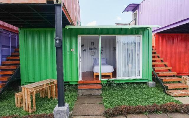 Container Smart Stay (CSS)