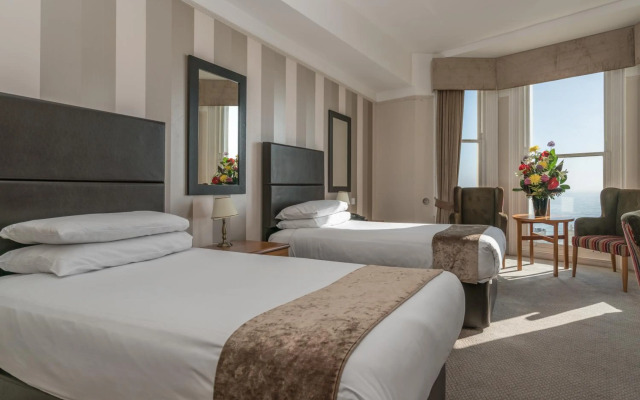 Queens Hotel