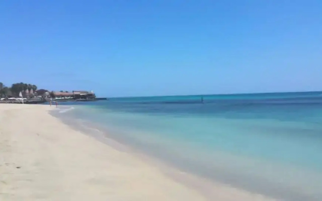 2bed-vila-verde Sal Cape Verde-balcony-pool