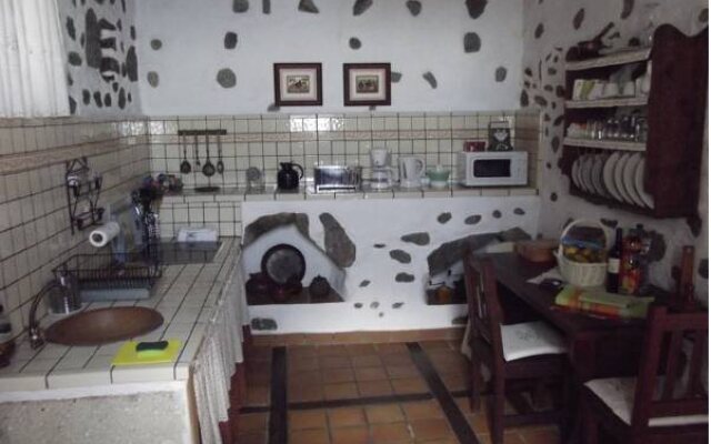 Casa Rural Tajona & Granero