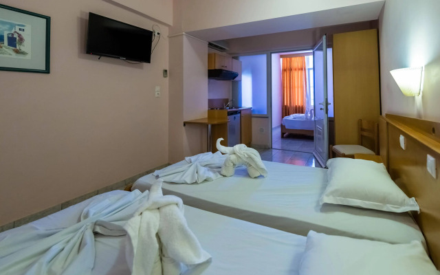 ILIOS APARTHOTEL(Tigaki)
