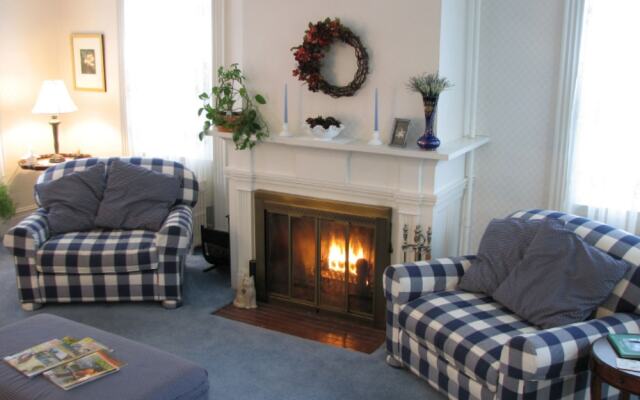 Vancleef Homestead Bed & Breakfast