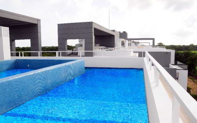 Pure All Suites at Nick Price Residences