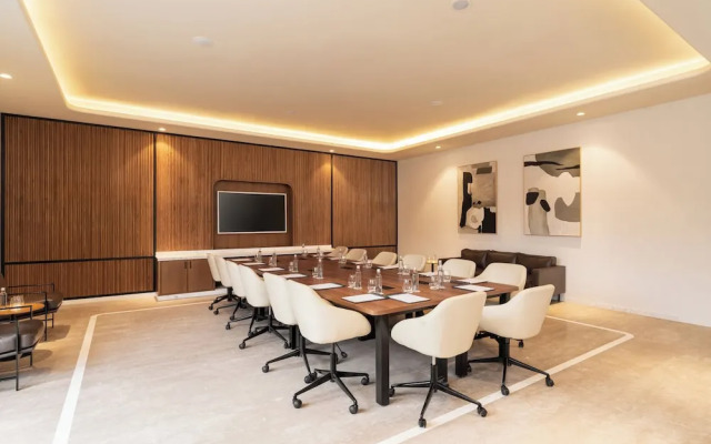Holiday Inn Gurgaon NH8 by IHG