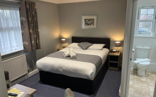 The Corner House Hotel Gatwick
